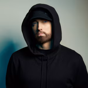 EMINEM RETURNS TO #AbuDhabiGP!